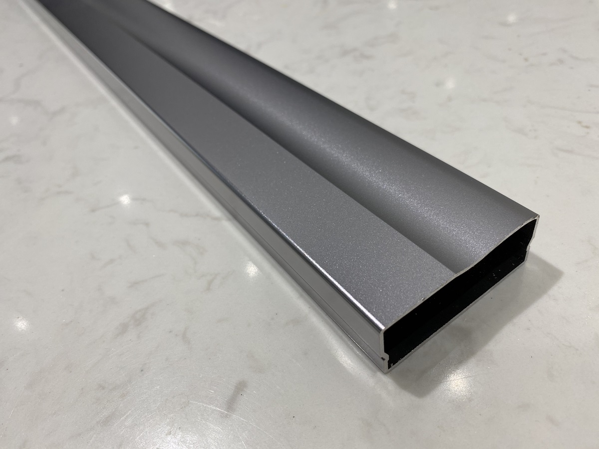 噴細砂拋光鐵色